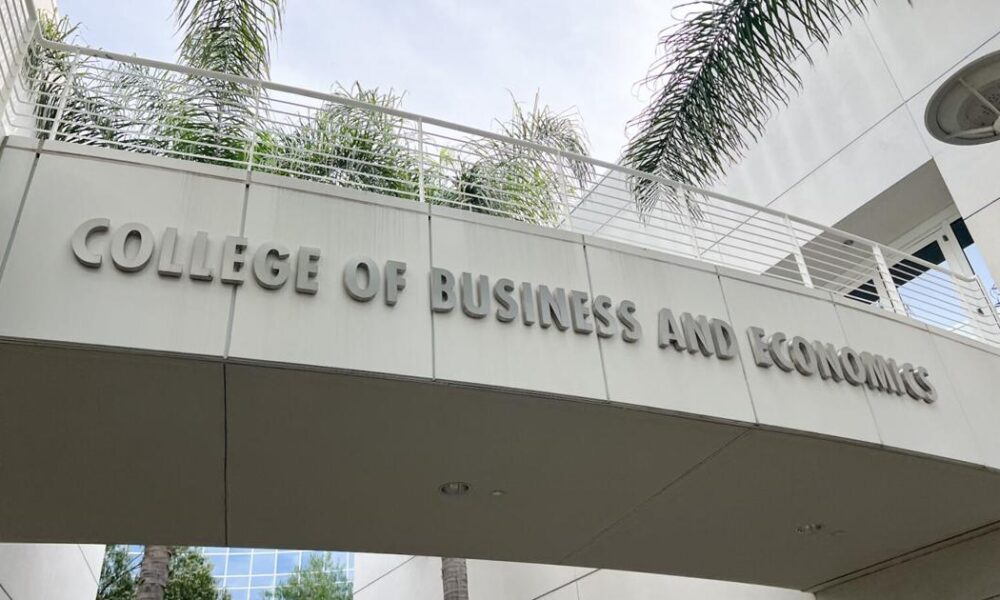 CSUF Finance Department Invests in Crypto Education |  News