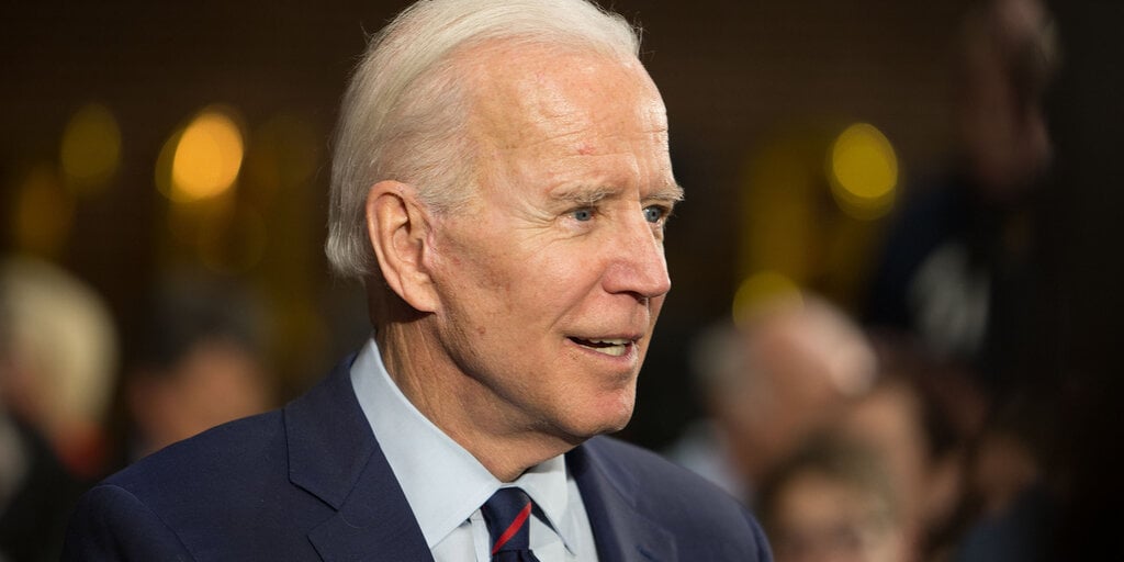 President Biden Vetoes Pro-Crypto Resolution, Defends SEC Judgment