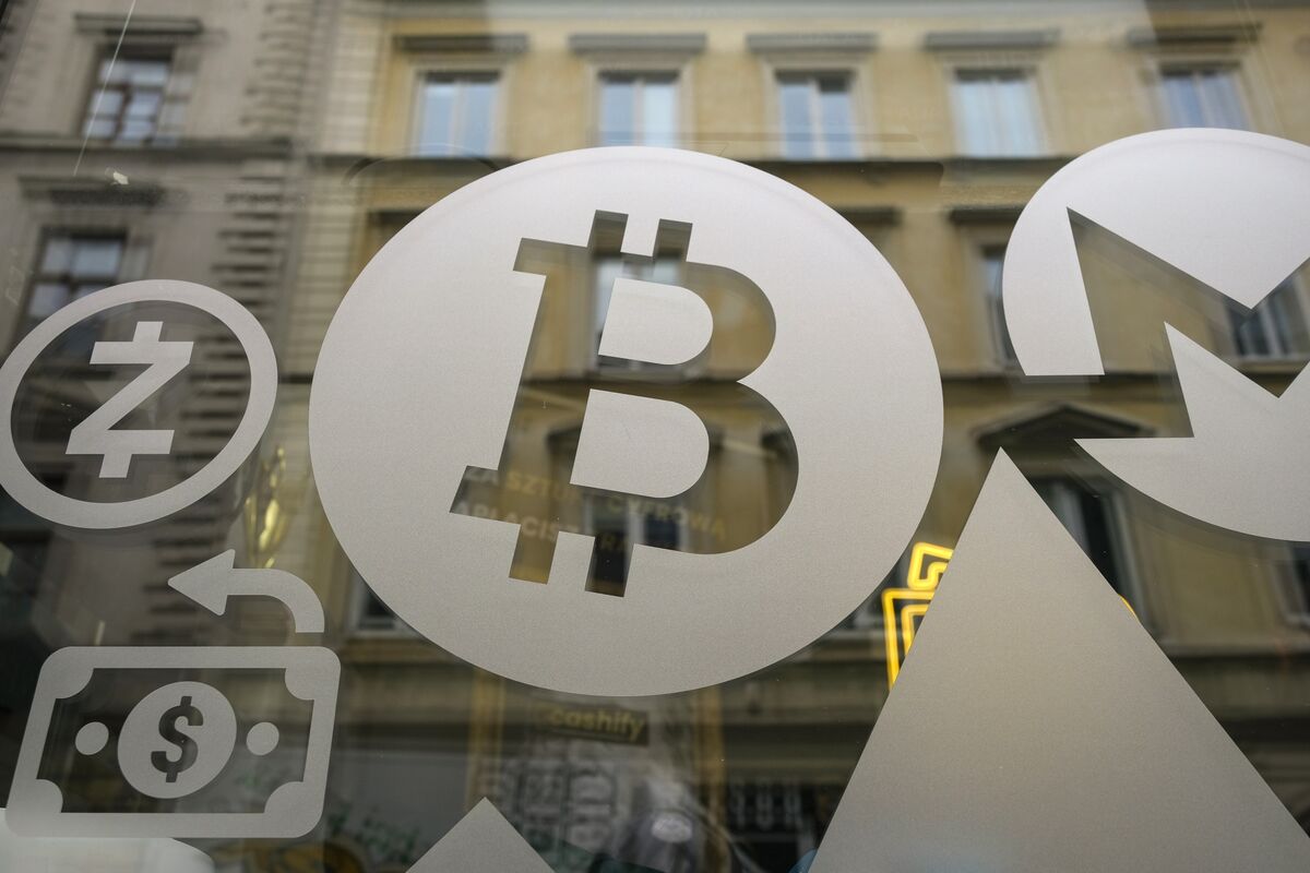 Bitcoin (BTC) Drops Again on Fears of Mt. Gox Distributions Selloff