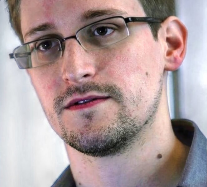 Edward Snowden warns bitcoin industry against trusting politicians seeking votes