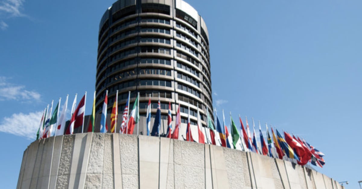 Market confidence could collapse rapidly, BIS warns indebted nations