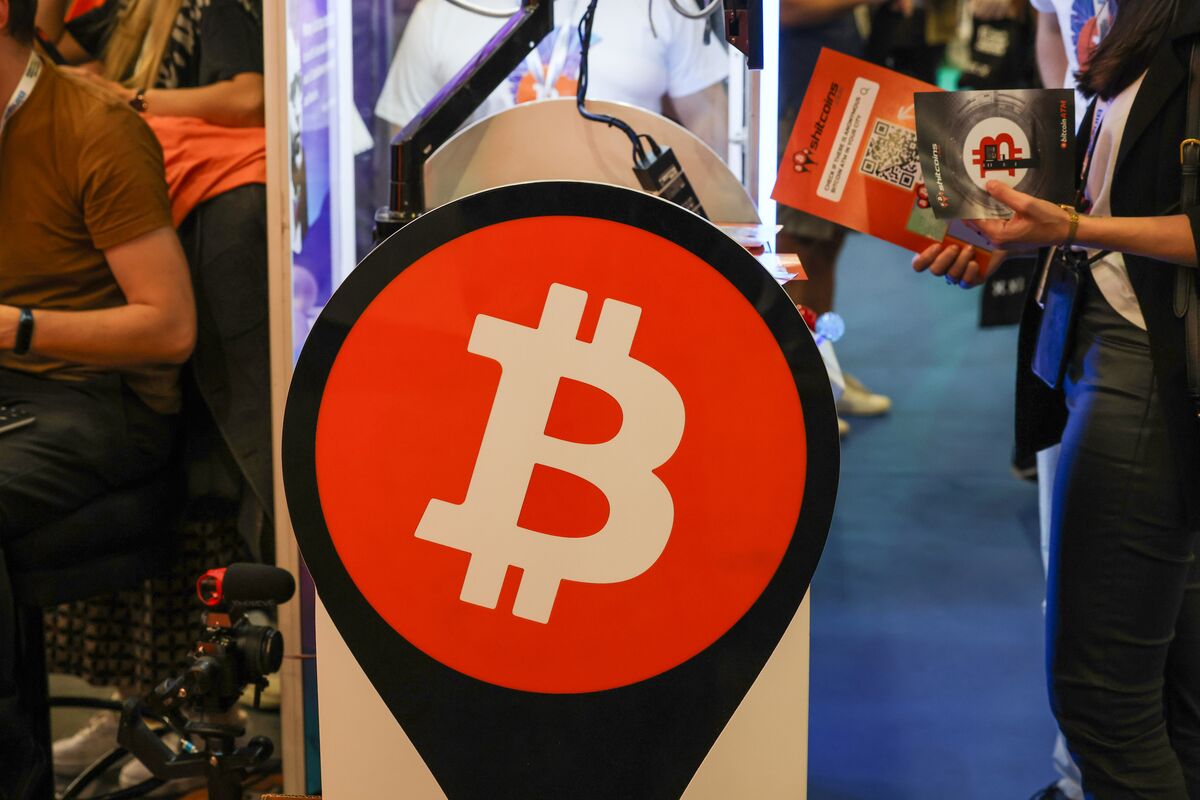 Should You Buy Bitcoin? Rising Prices Fuel Financial Planners’ Recommendations