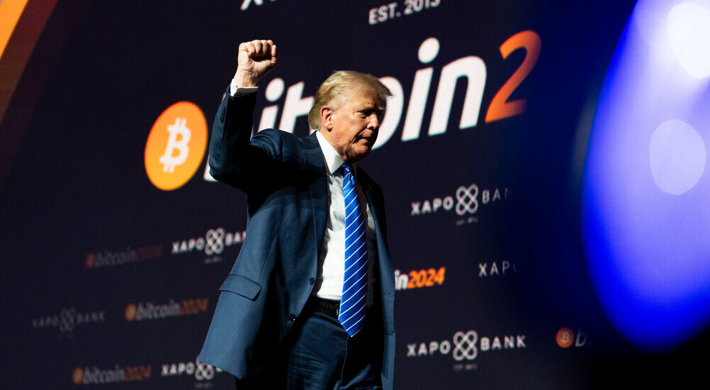 Trump, appealing to Bitcoin fans, promises the US will be the 'crypto capital of the planet'